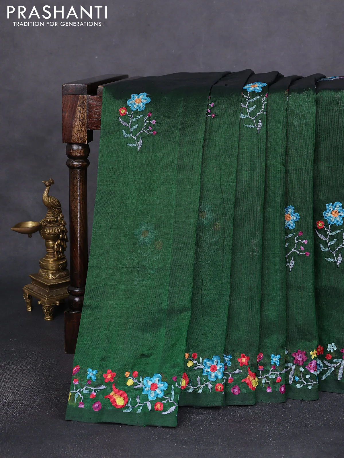 Silk cotton saree green with floral embroidery buttas and embroidery border - Image 2