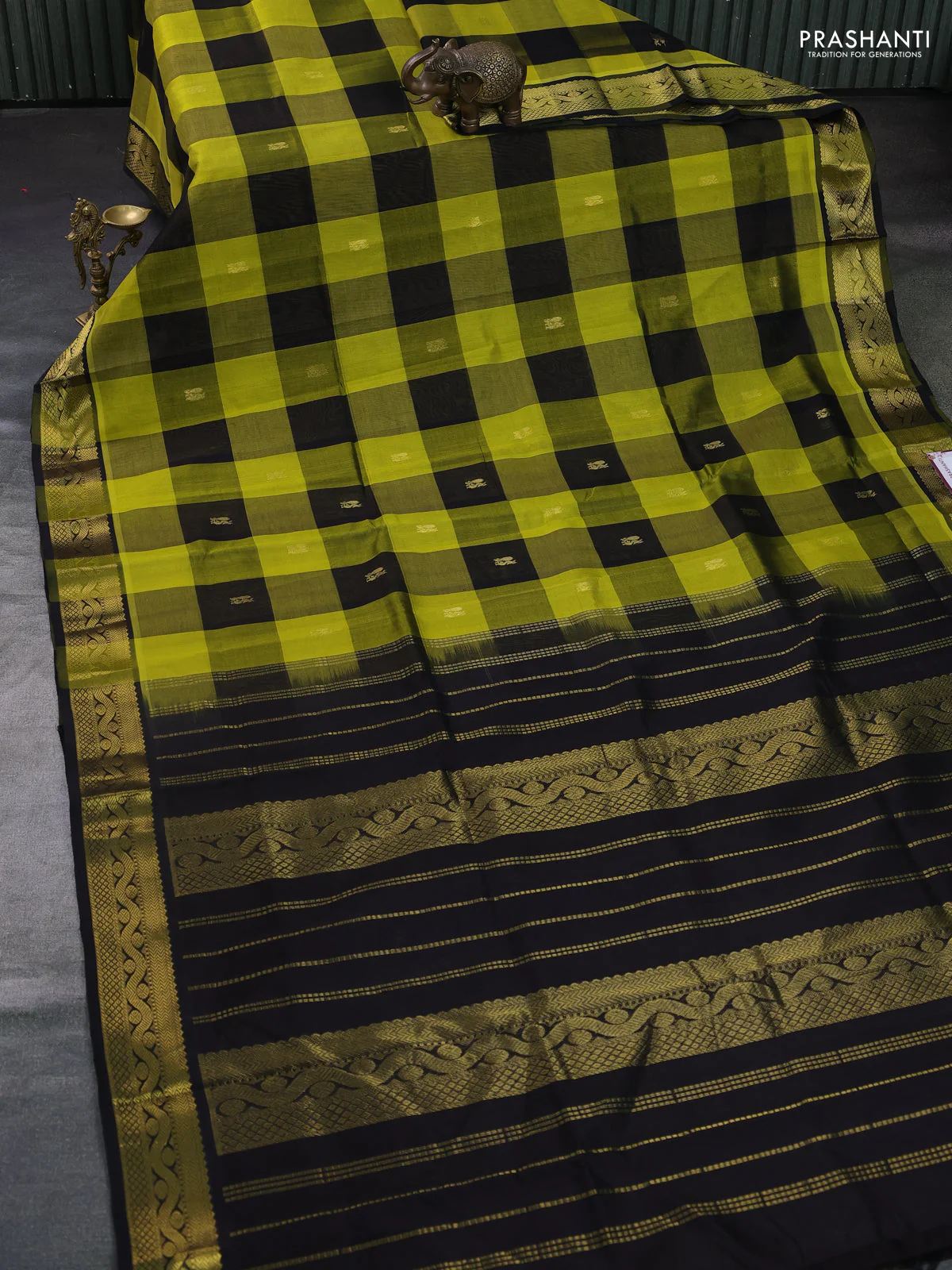 Silk cotton saree lime green and black with allover paalum pazhamum checks & buttas and zari woven border - Image 2