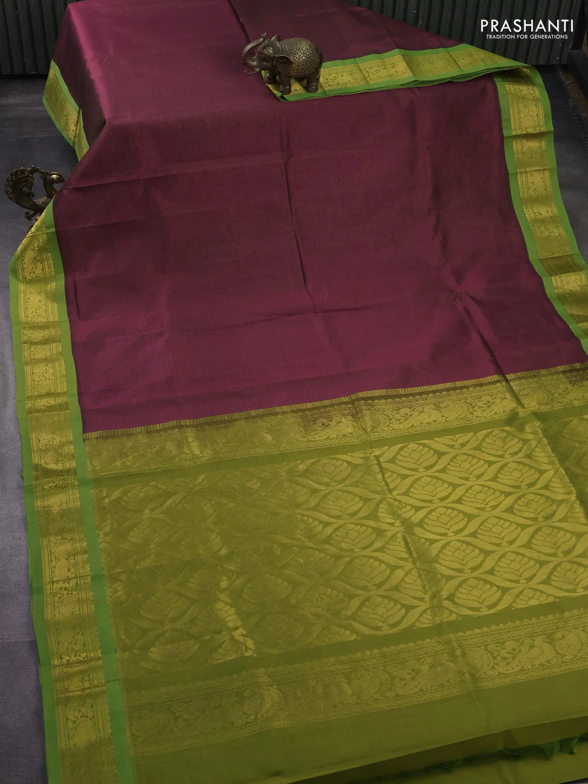 Silk cotton saree maroon and light green with allover vairaosi pattern and zari woven korvai border - Image 2
