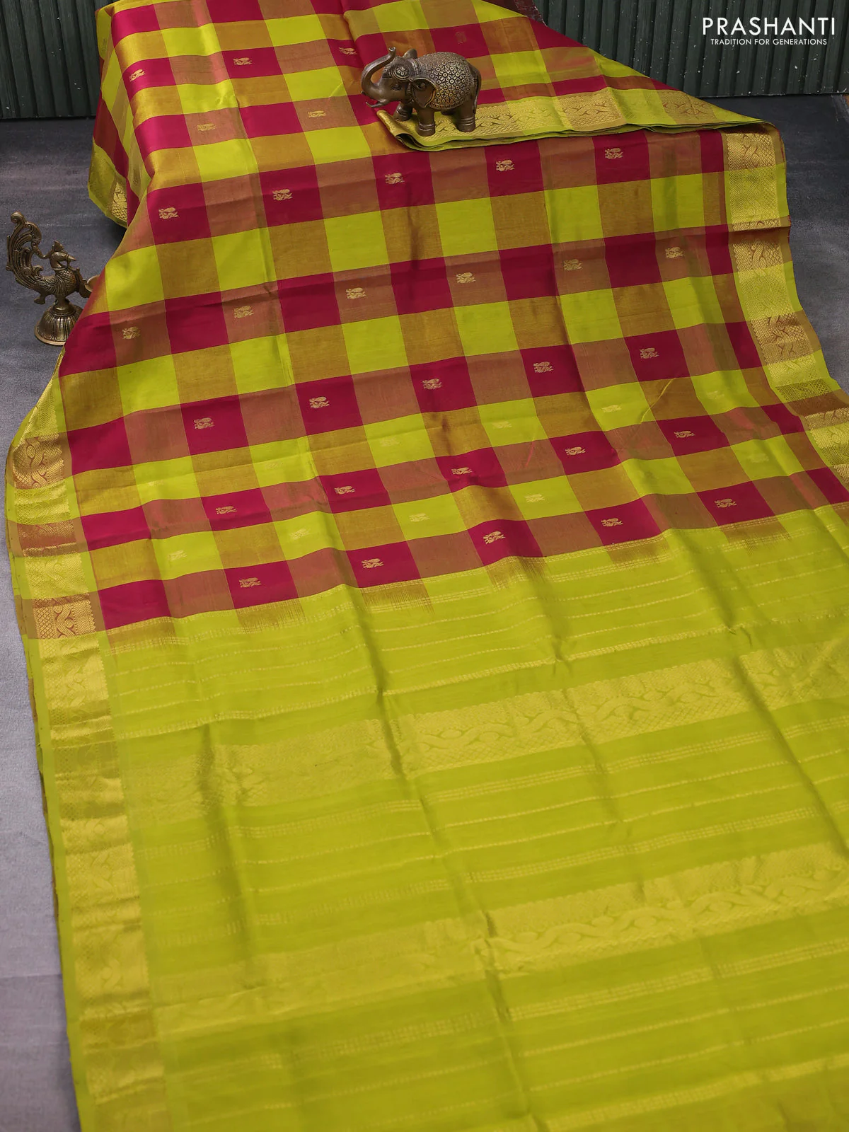 Silk cotton saree maroon and lime green with allover paalum pazhamum checks & buttas and zari woven border - Image 2
