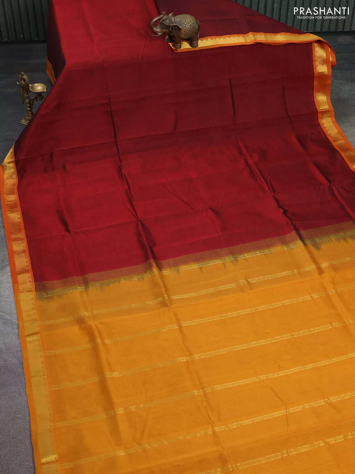 Silk cotton saree maroon and must yellow with plain body and zari woven border - Image 2