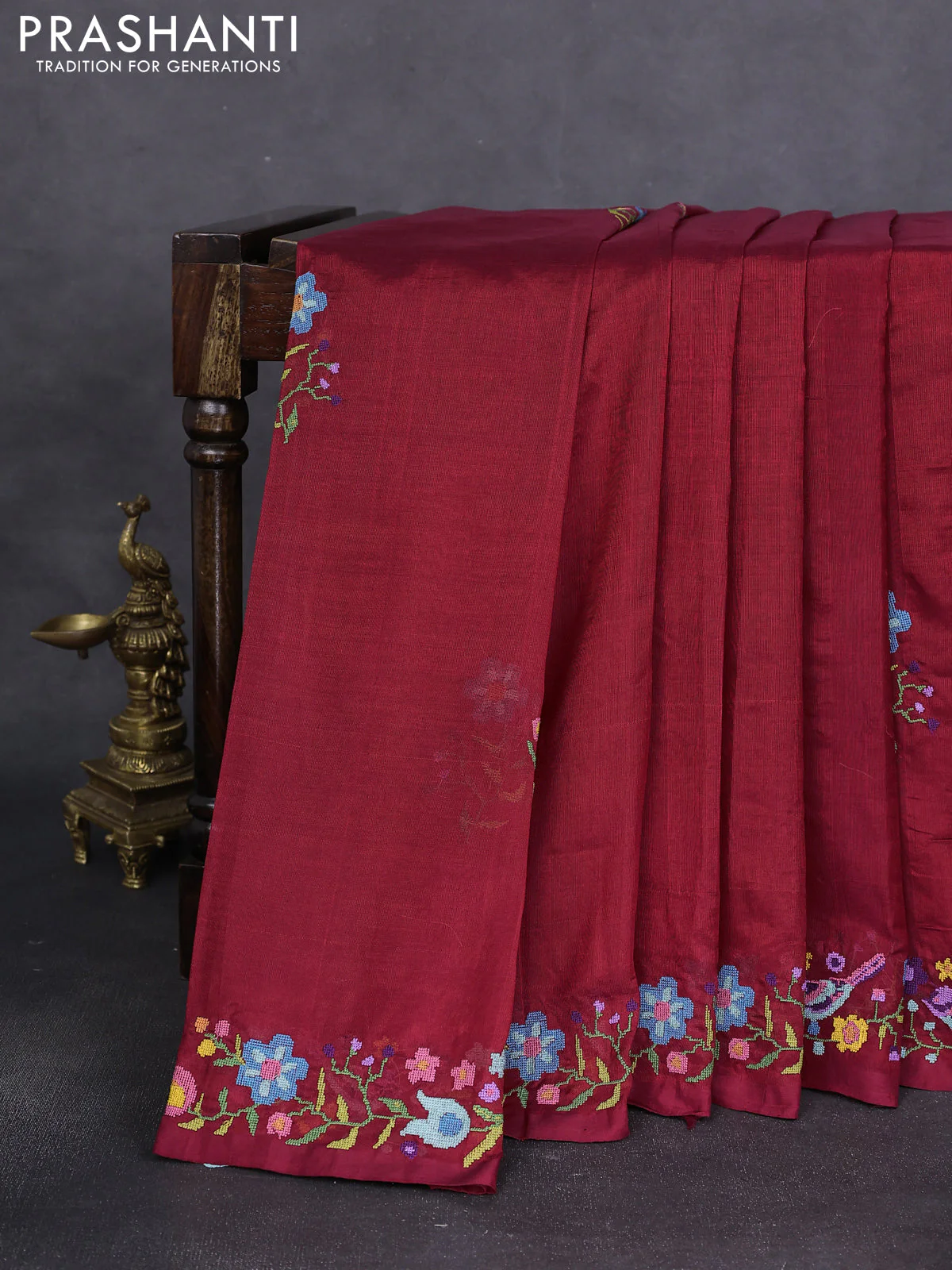 Silk cotton saree maroon with floral embroidery buttas and embroidery border - Image 2