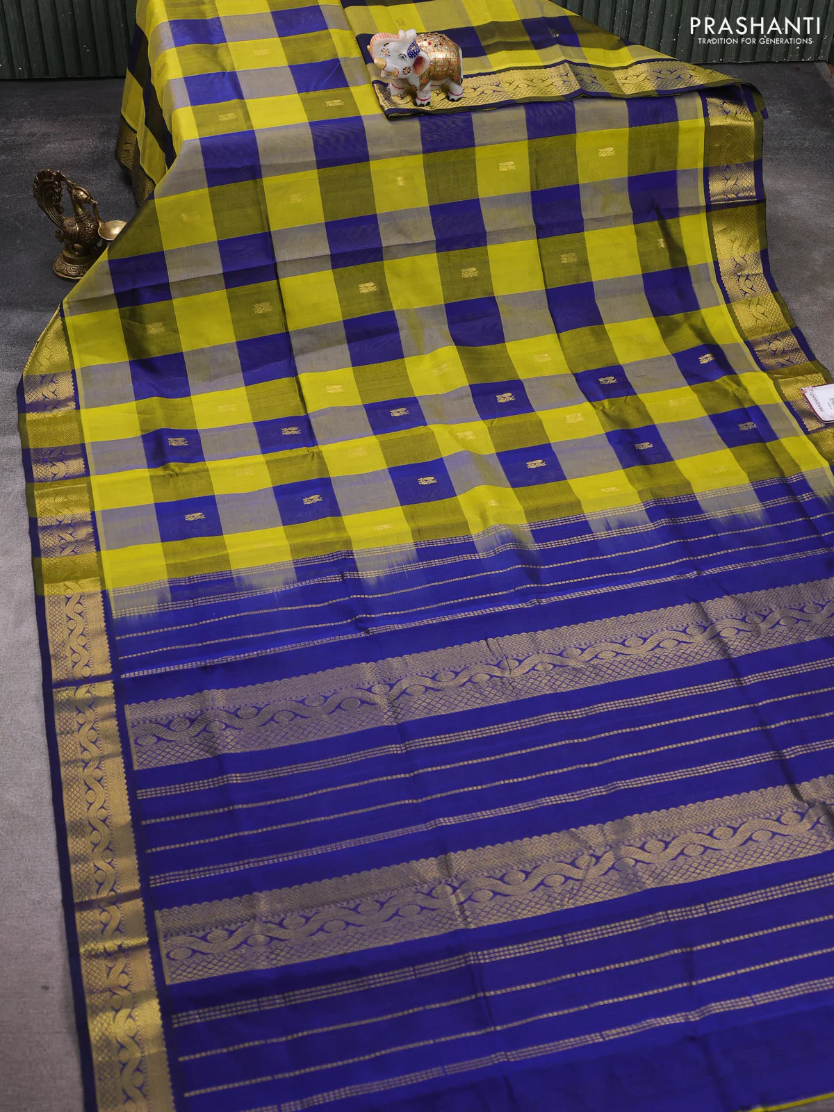 Silk cotton saree multi colour and navy blue with allover paalum pazhamum checks & buttas and zari woven border - Image 2