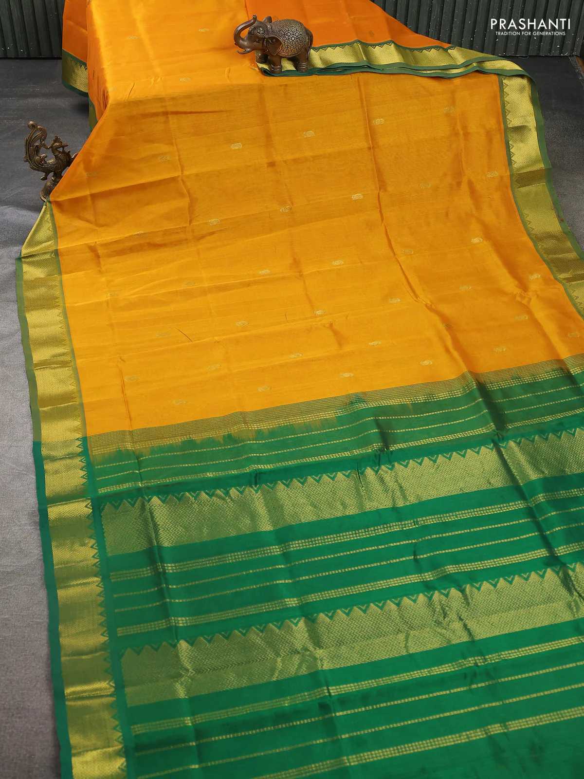 Silk cotton saree mustard yellow and green with paisley zari woven buttas and zari woven border - Image 2