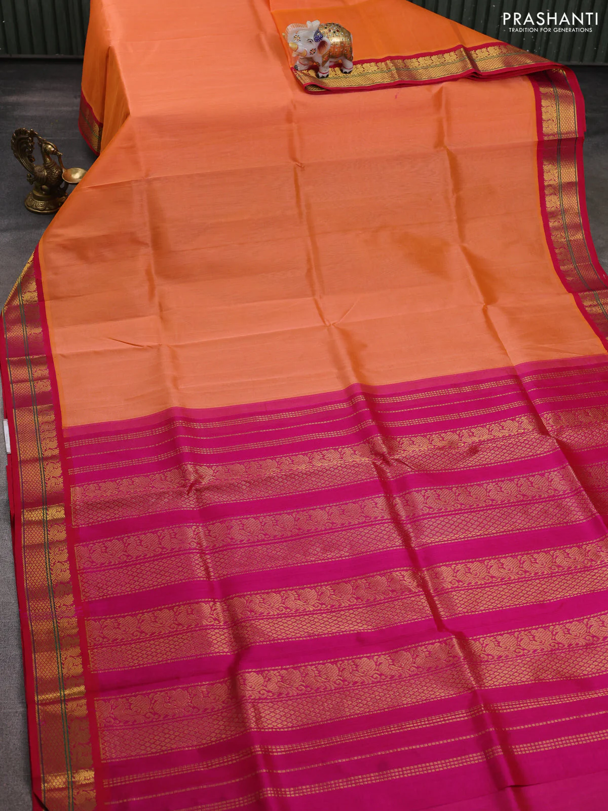 Silk cotton saree orange and pink with plain body and zari woven korvai border - Image 2