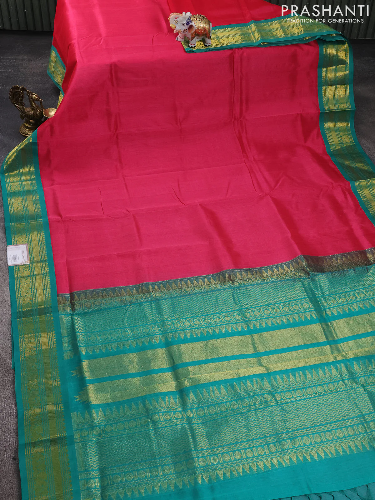 Silk cotton saree pink and teal green with plain body and zari woven korvai border - Image 2