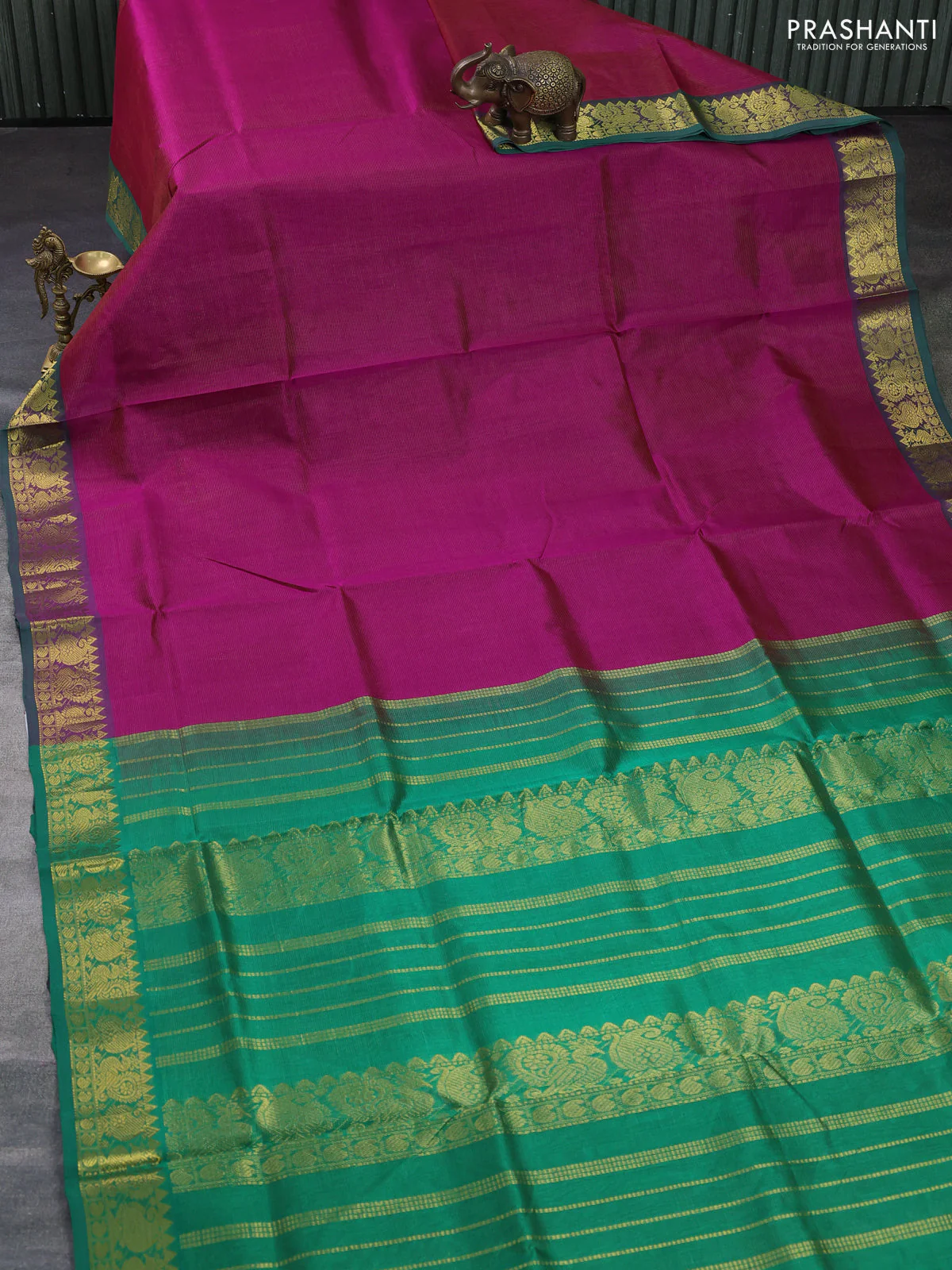 Silk cotton saree purple and green with allover vairosi pattern and annam zari woven border - Image 2