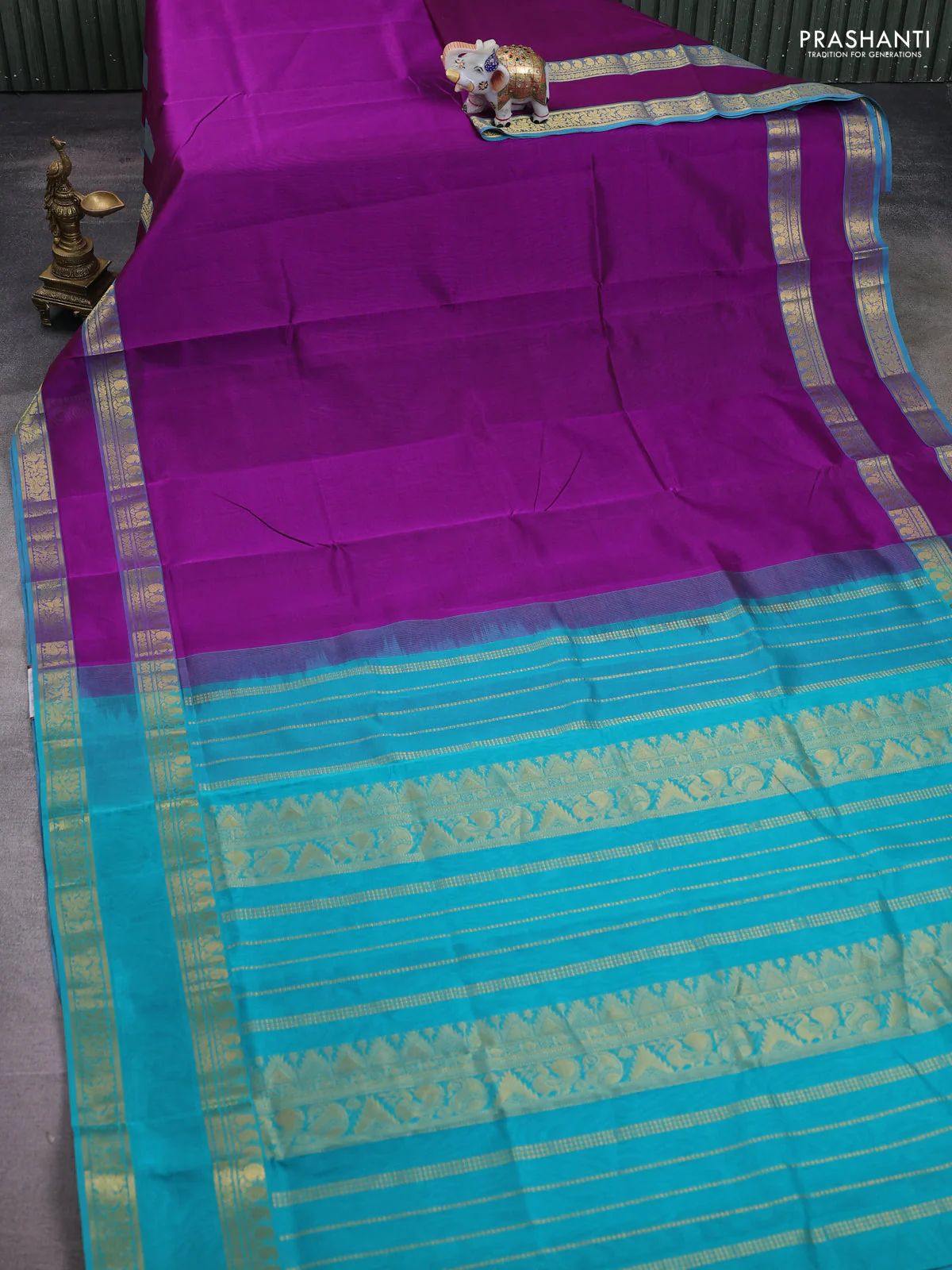 Silk cotton saree purple and teal green with plain body and annam zari woven border - Image 2