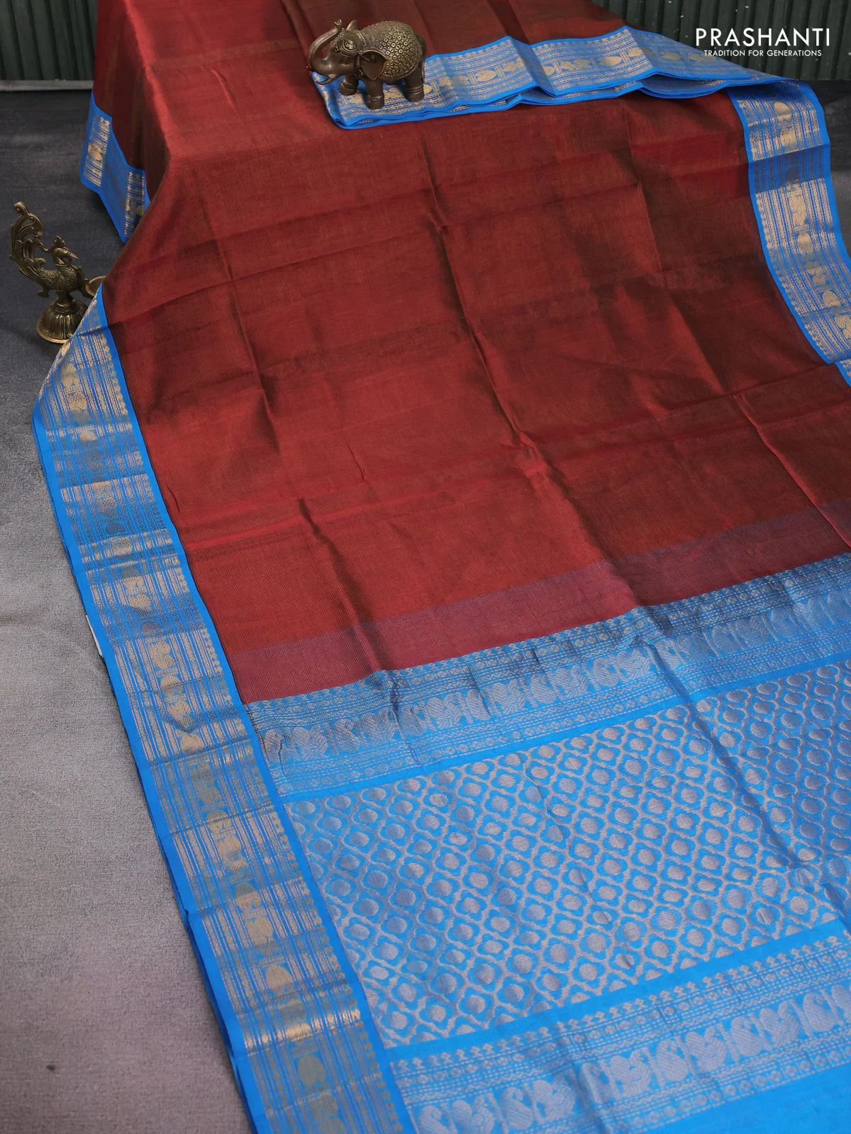 Silk cotton saree rust shade and cs blue with allover vairaosi pattern and zari woven korvai border - Image 2