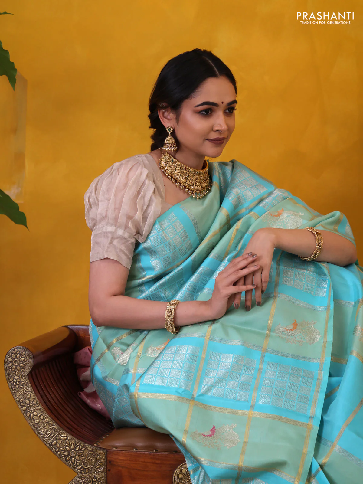 Teal Blue-Peach Shade Pure kanchipuram Silk saree With allover zari checked pattern - Image 3