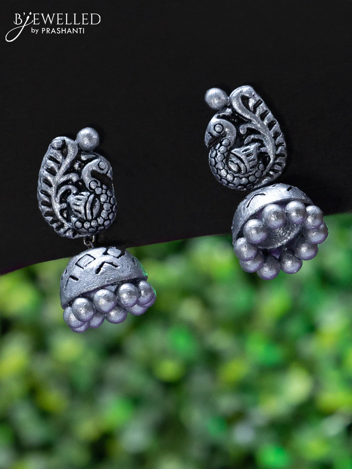 Teracotta grey necklace with peacock design - Image 2