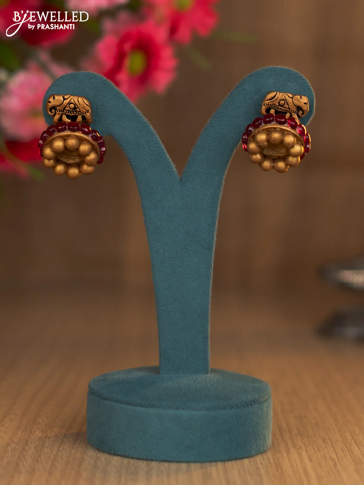 Terracotta elephant design with pink kemp kundan stone necklace - Image 2