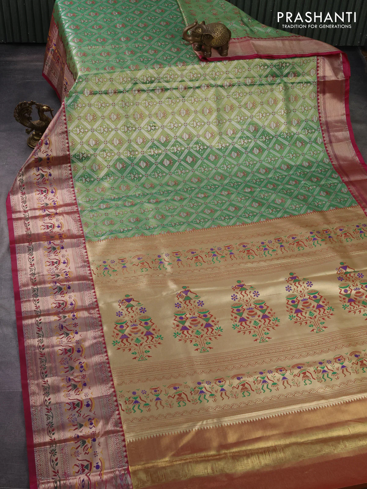 Tissue paithani silk saree green and dark magenta pink with allover silver zari woven brocade weaves and long zari woven paithani style border - Image 2