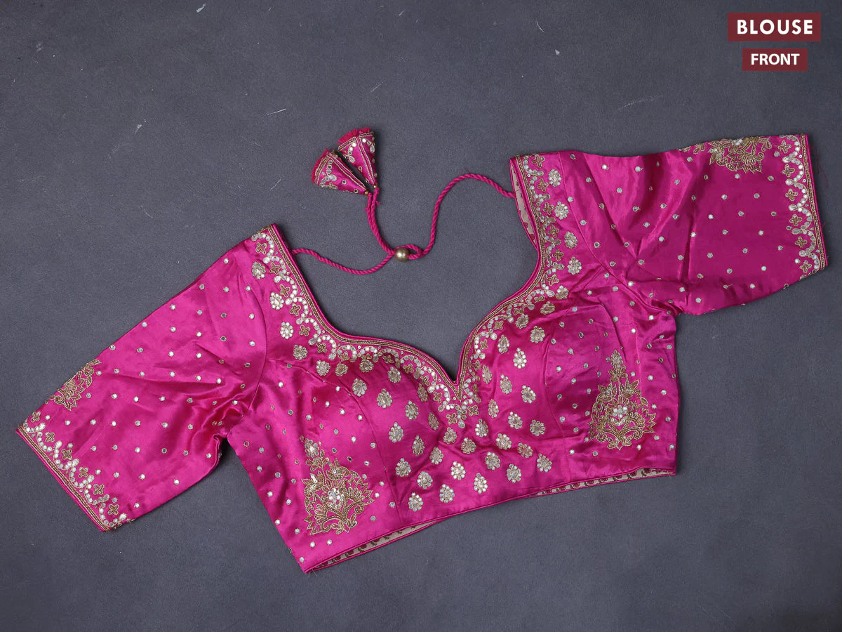 Tissue saree pink with allover silver & gold zari weaves and lace work border - Image 4