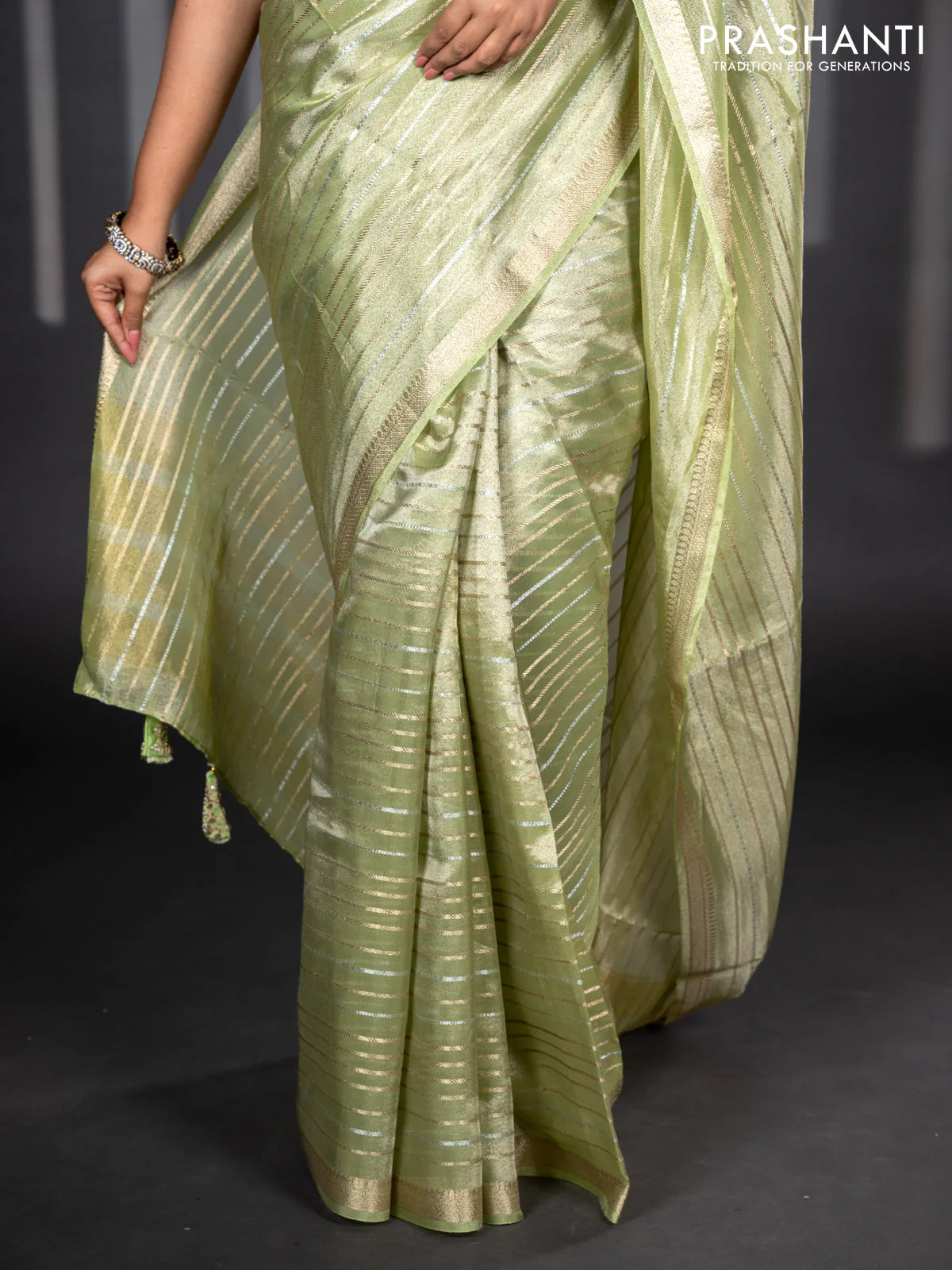 Tissue silk saree pista green with allover silver & zari weaves and zari woven border - Image 5