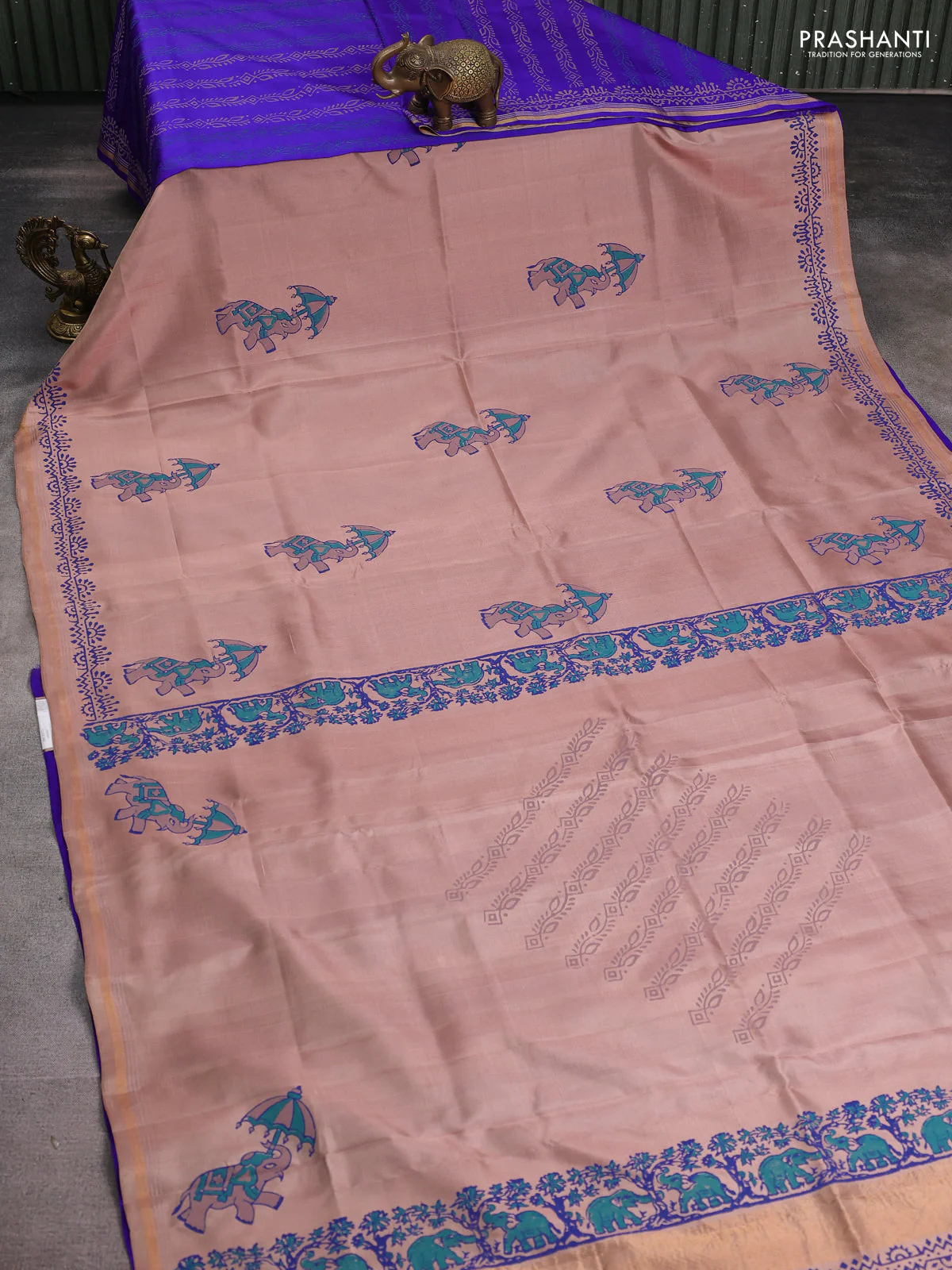 Uppada block printed partly silk saree beige and blue with elephant butta prints and zari woven border - Image 2