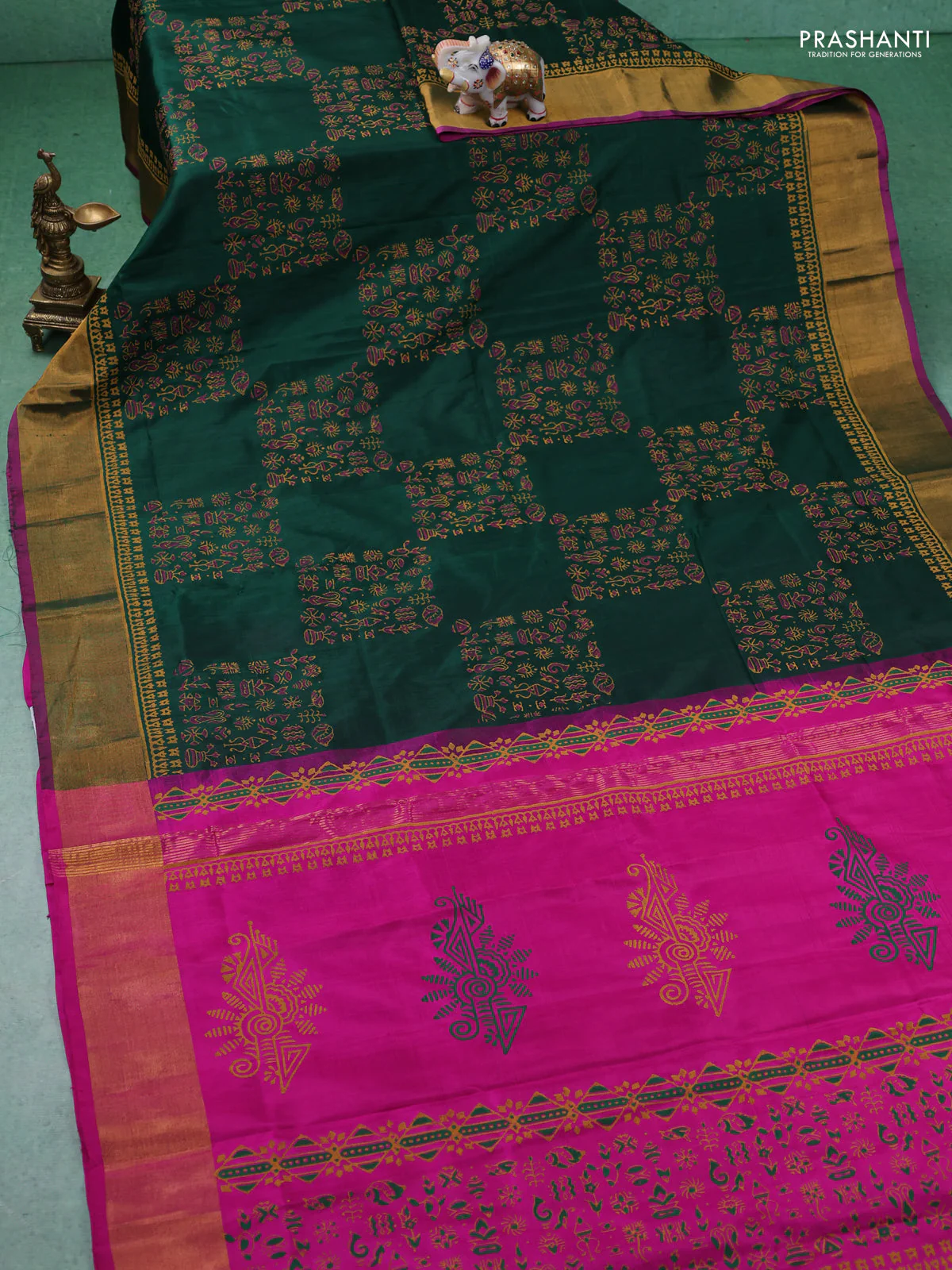 Uppada block printed silk saree bottle green and pink with allover prints and zari woven printed border - Image 2