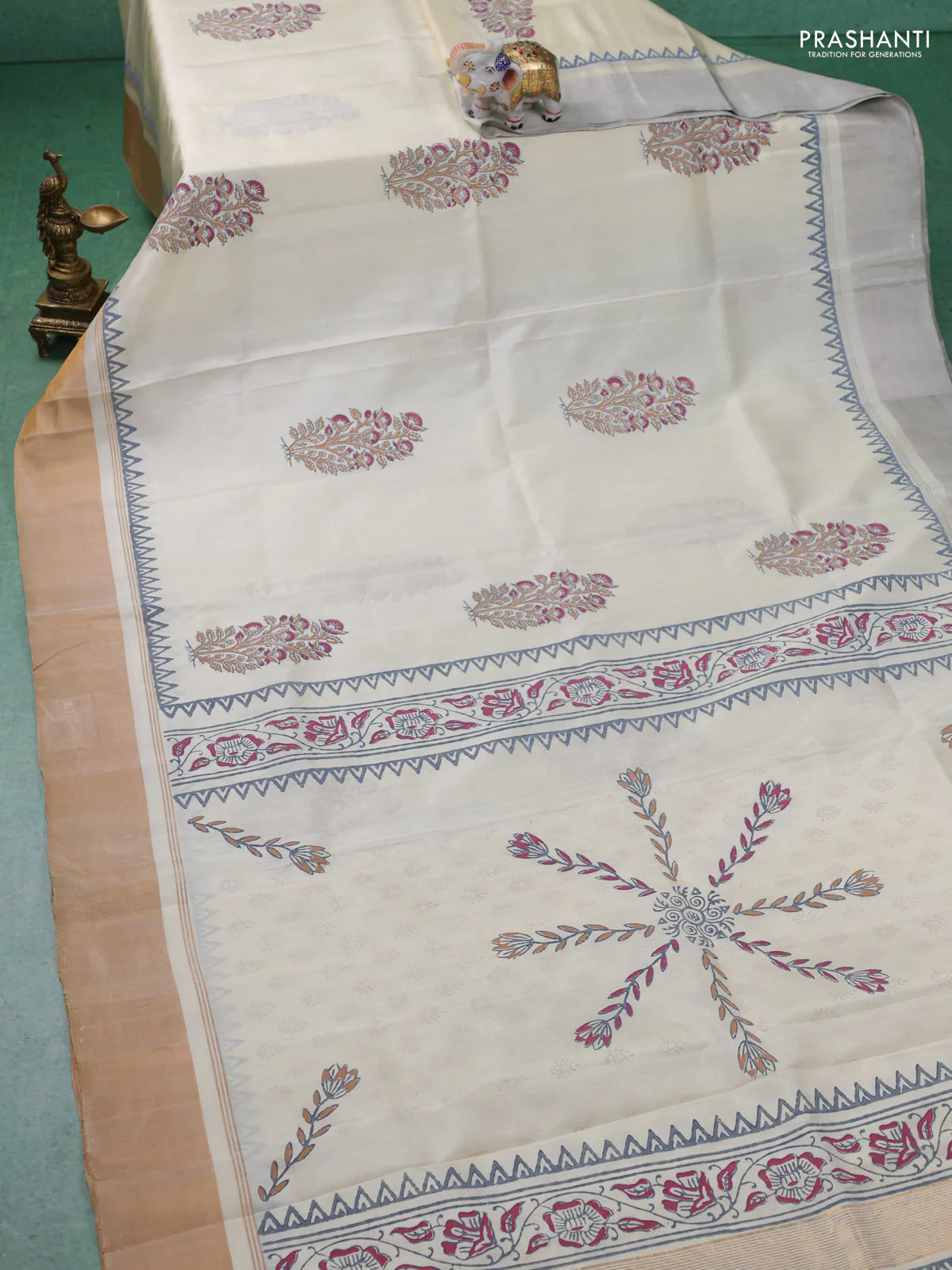 Uppada block printed silk saree cream with floral butta prints and ganga jamuna border - Image 2