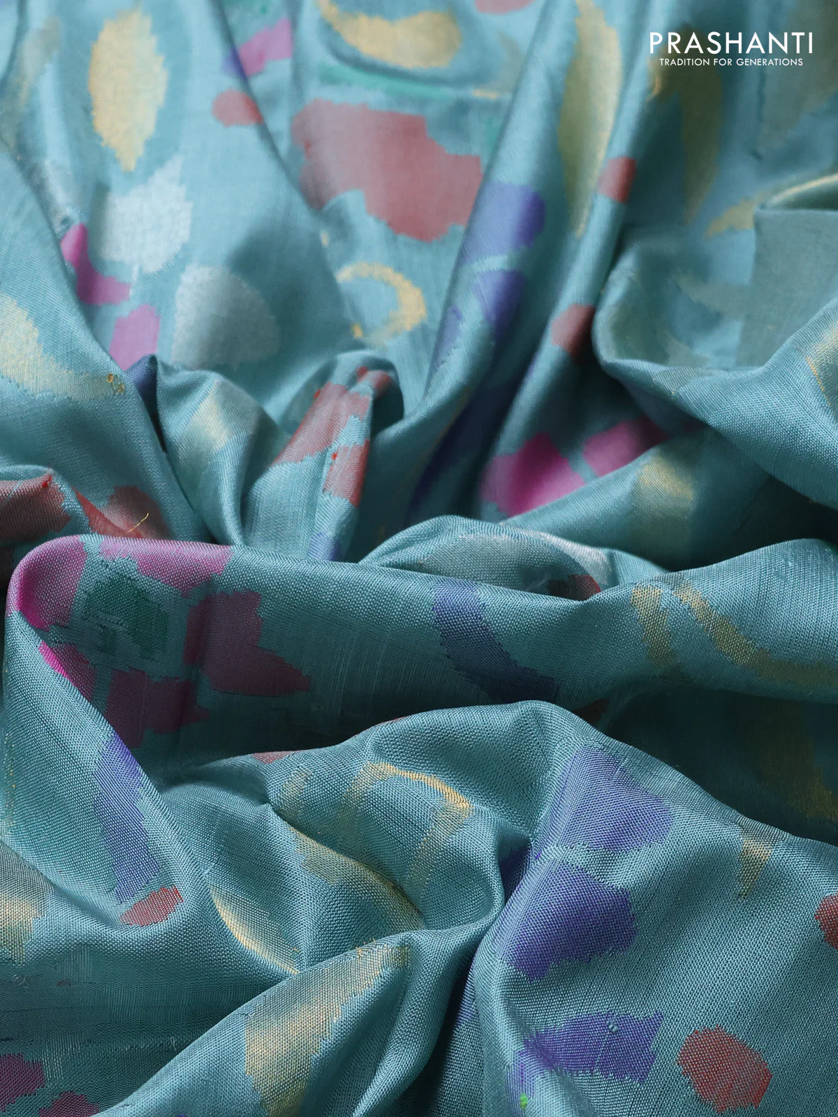 Uppada jamdhani silk saree pastel green and red with allover floral jamdhani weaves and zari woven border - Image 3