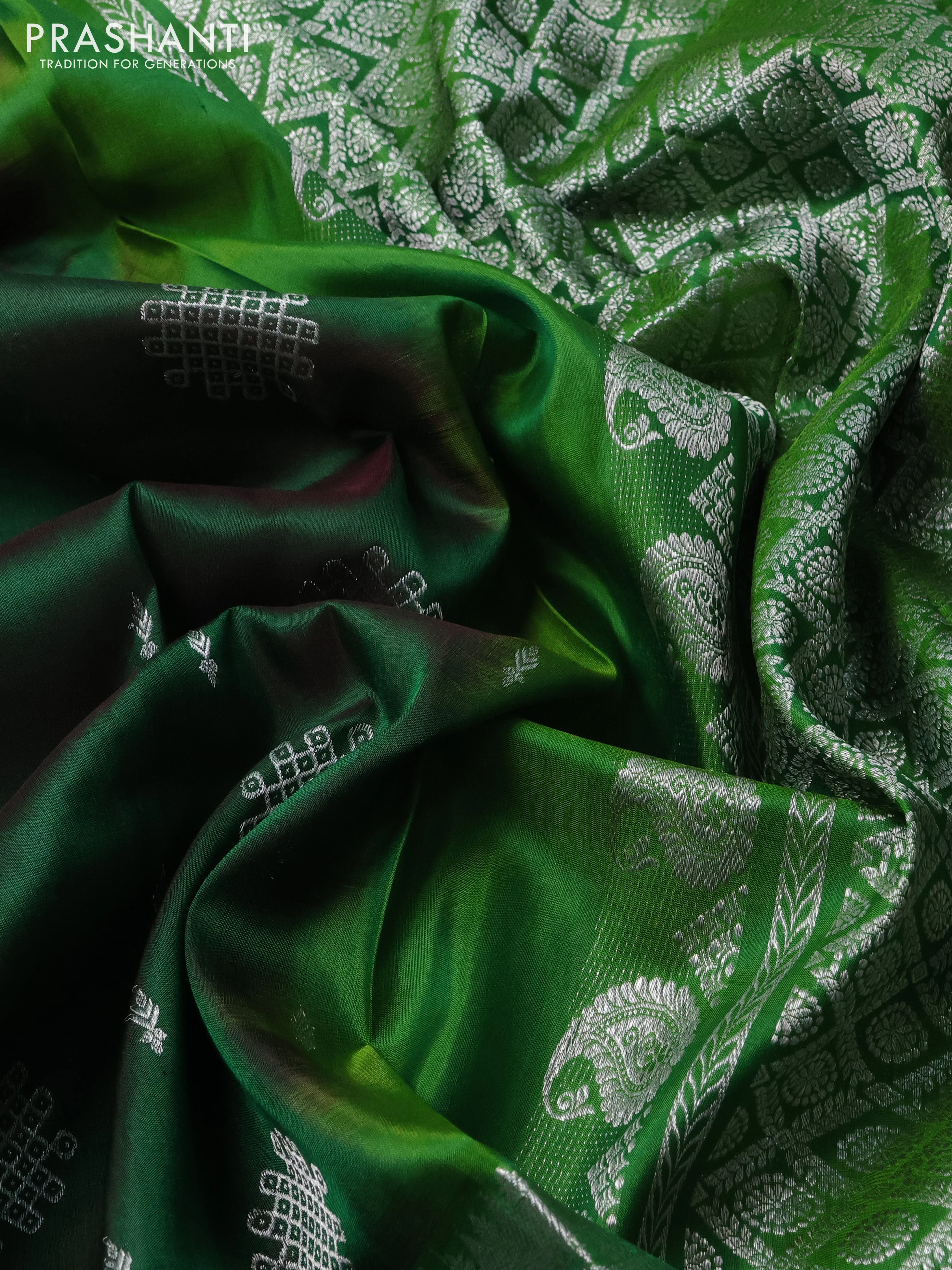 Venkatagiri silk saree bottle green and green with silver zari woven rangoli buttas and silver zari woven paithani style border - Image 3
