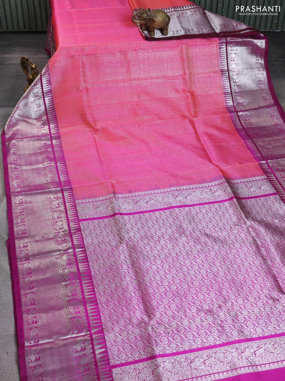 Venkatagiri silk saree dual shade of pinkish orange and purple with allover snall zari checks and long silver zari woven border - Image 2