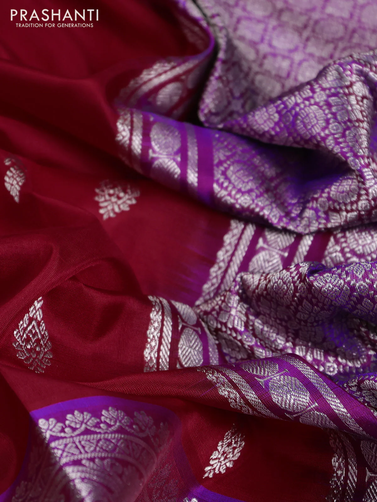 Venkatagiri silk saree red and dual shade of blue with silver zari woven buttas and silver zari woven border - Image 3