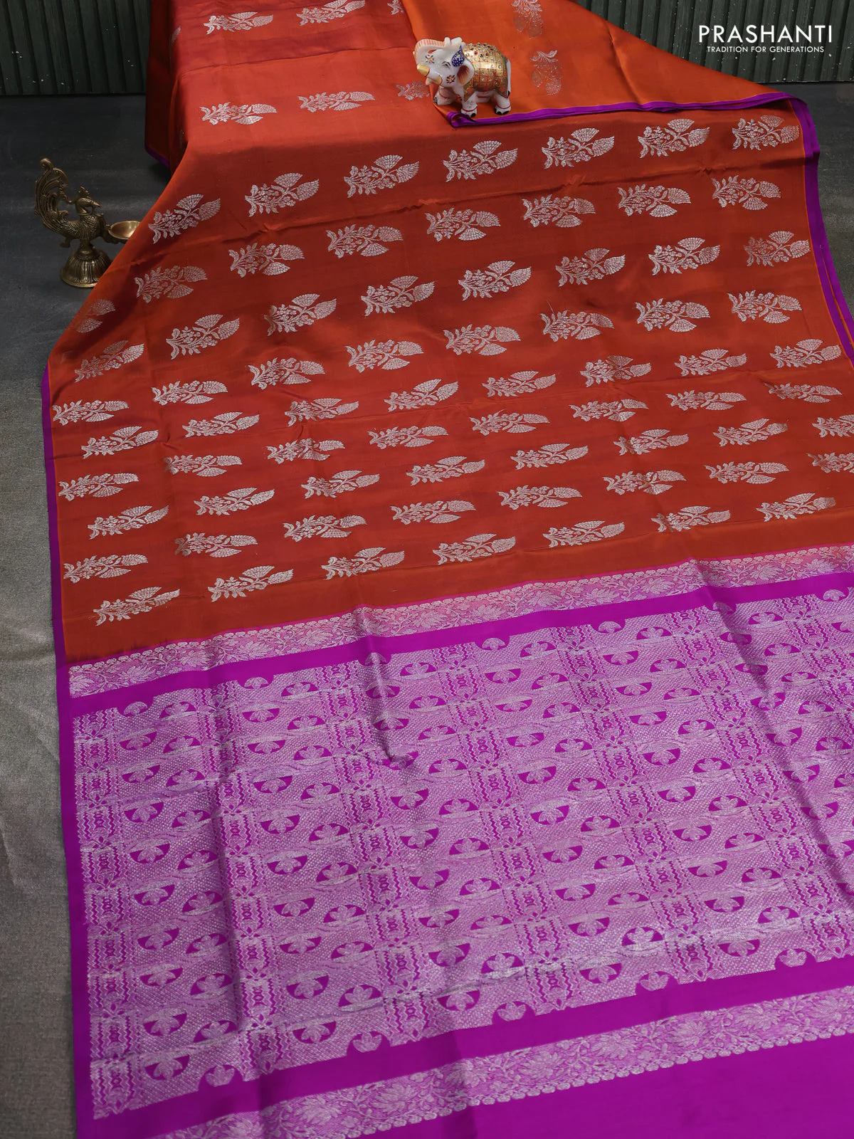 Venkatagiri silk saree rust shade and purple with silver zari woven floral buttas in borderless style - Image 2