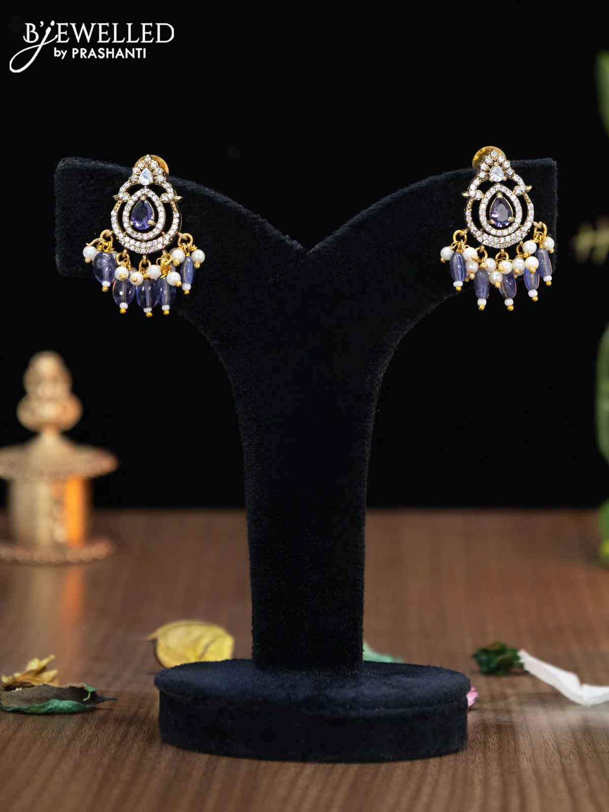 Victorian finish pendant set with sapphire & cz stones and beads hangings - Image 3