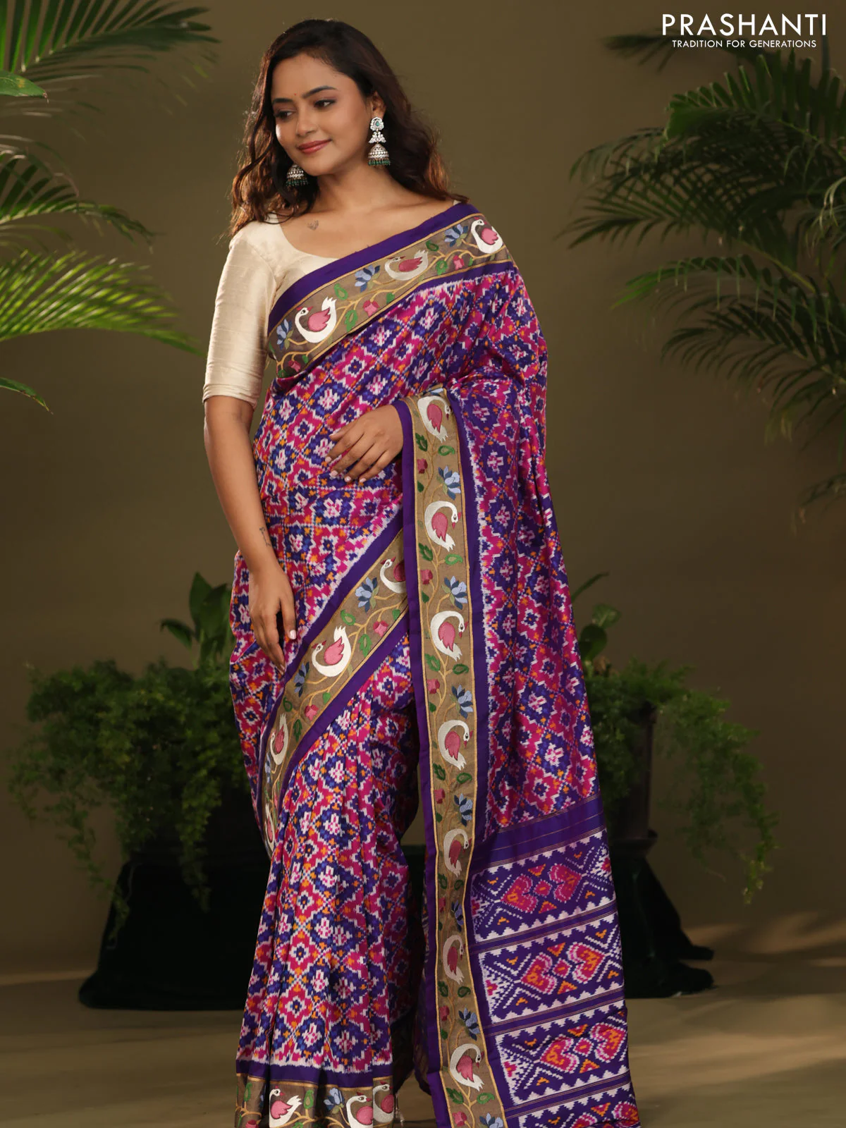 Violet & Pink Pochampally Silk saree with Border Embroidery - Image 3
