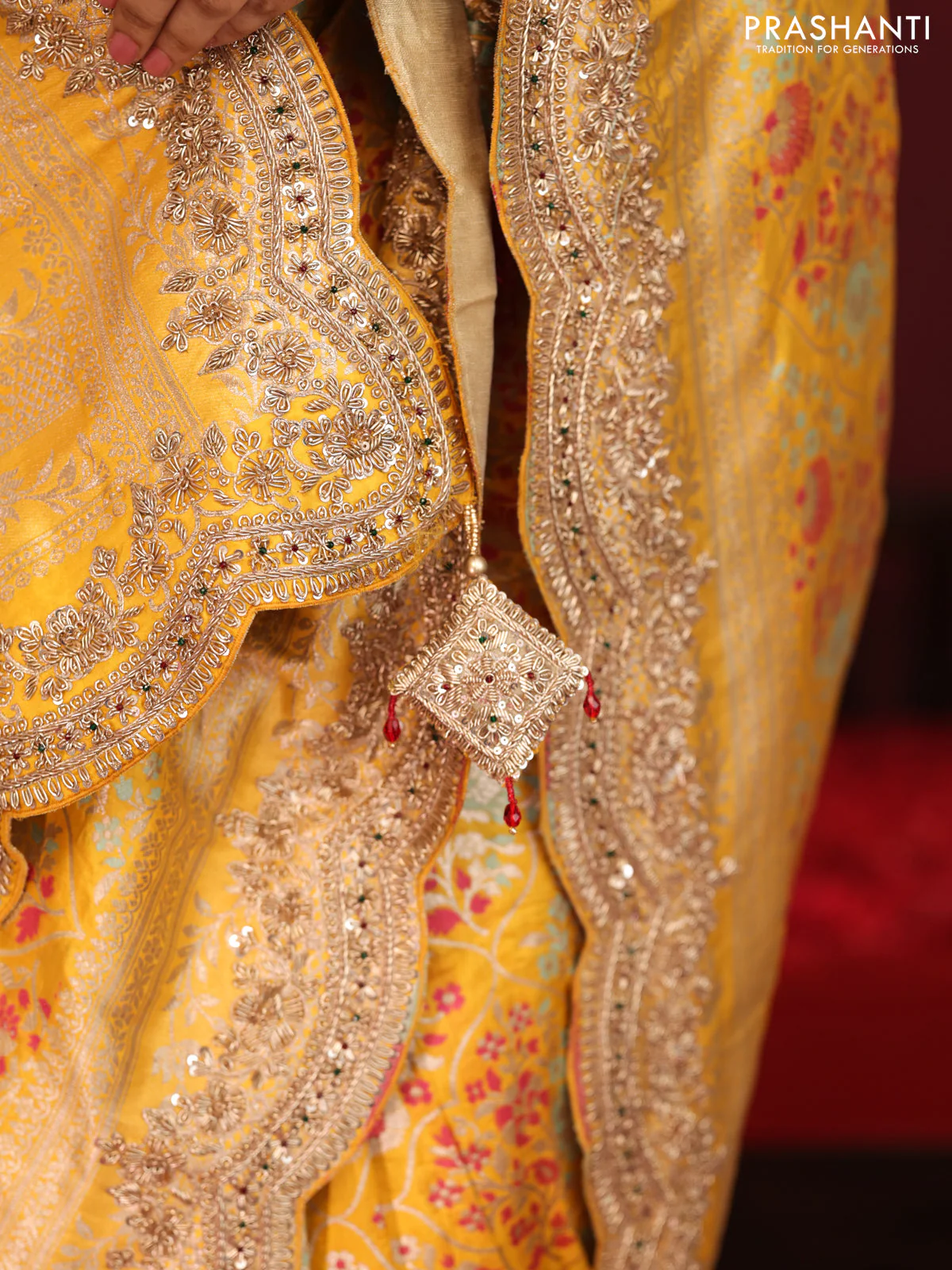 Yellow banarasi uppada silk saree with allover mina weaves & border embroidery - Image 6