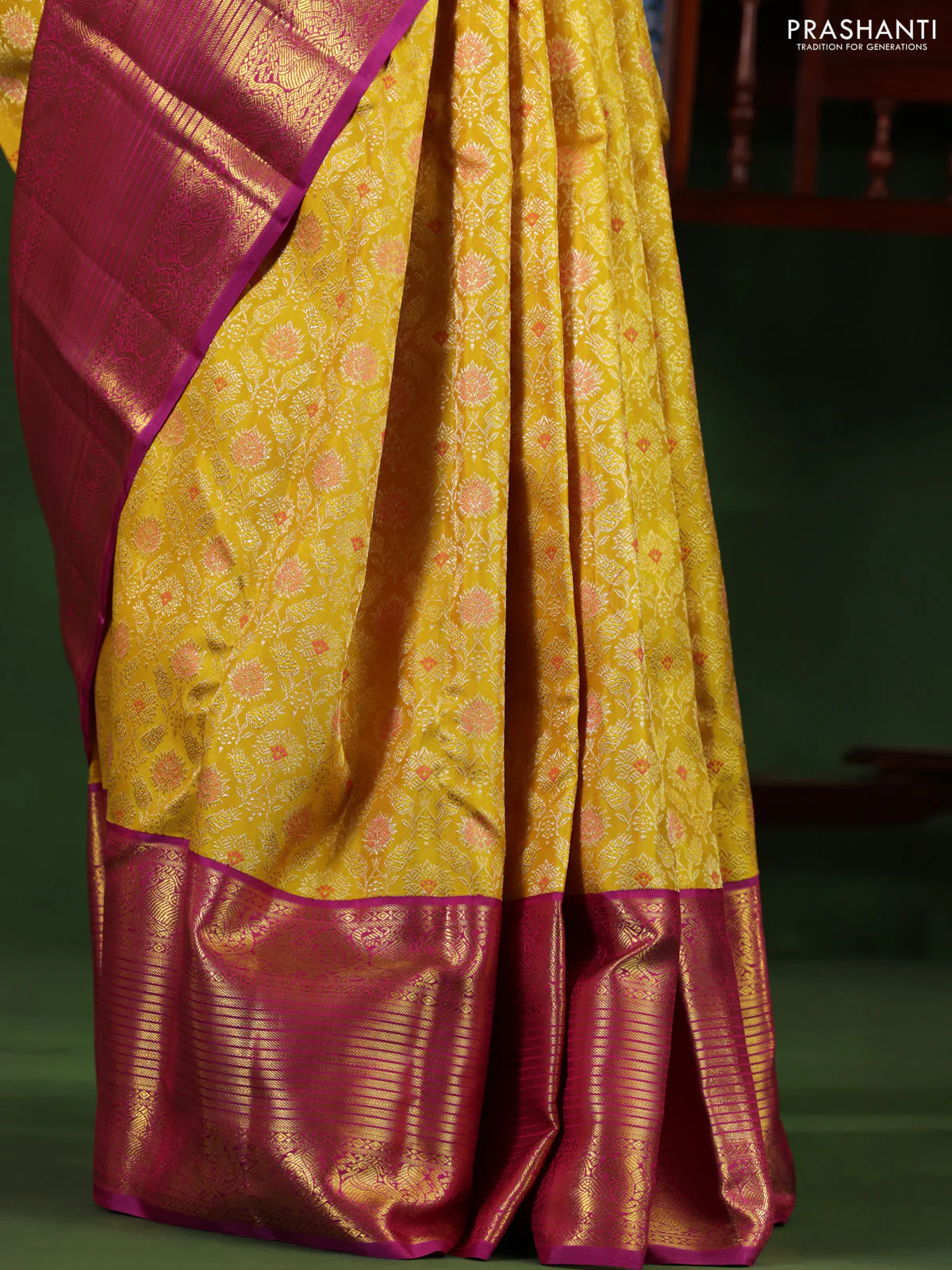 Yellow-Purple Pure Kanchipuram Silk Saree With Allover Zari woven Brocade weaves - Image 3