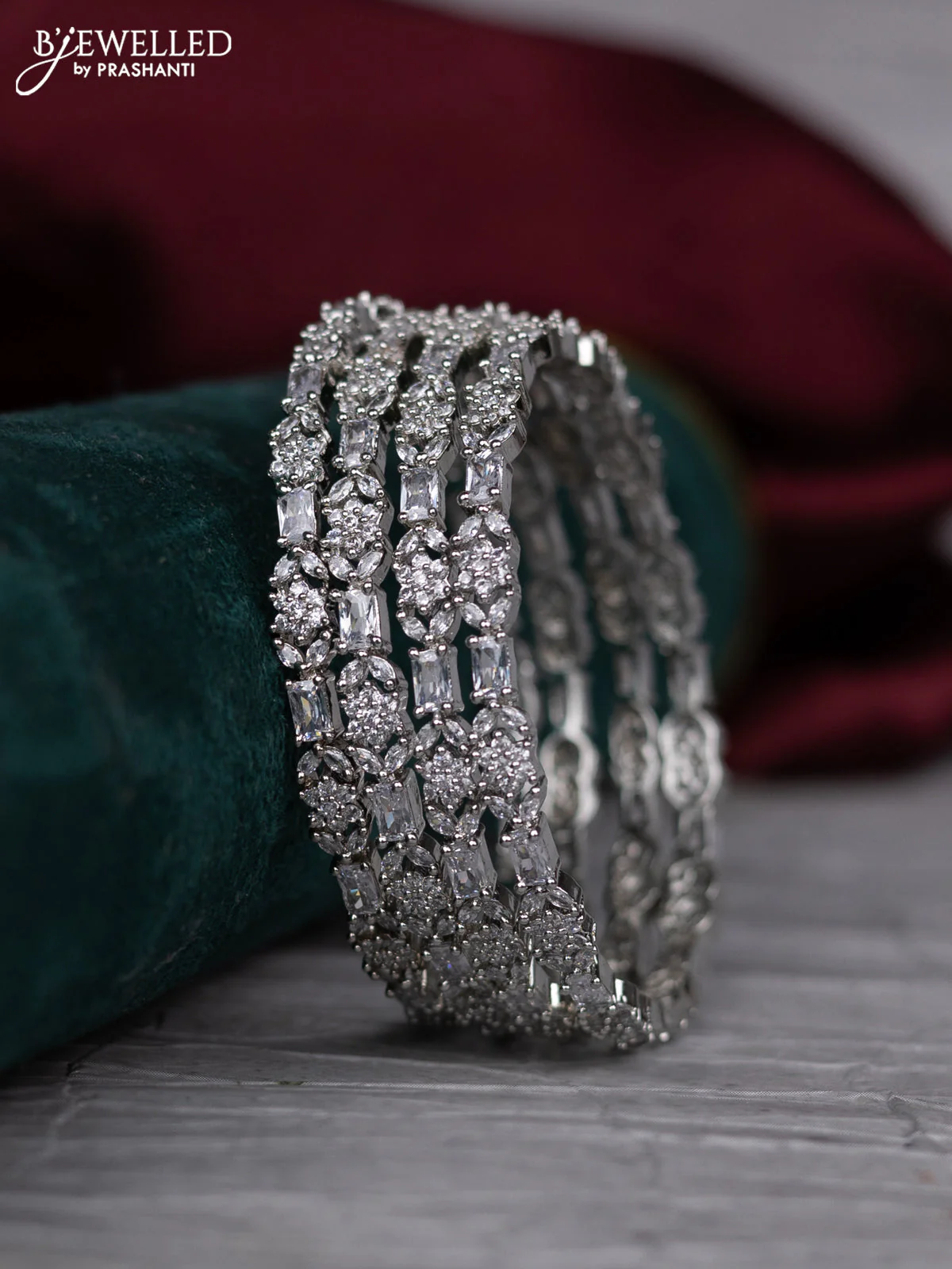Zircon bangle with cz stones