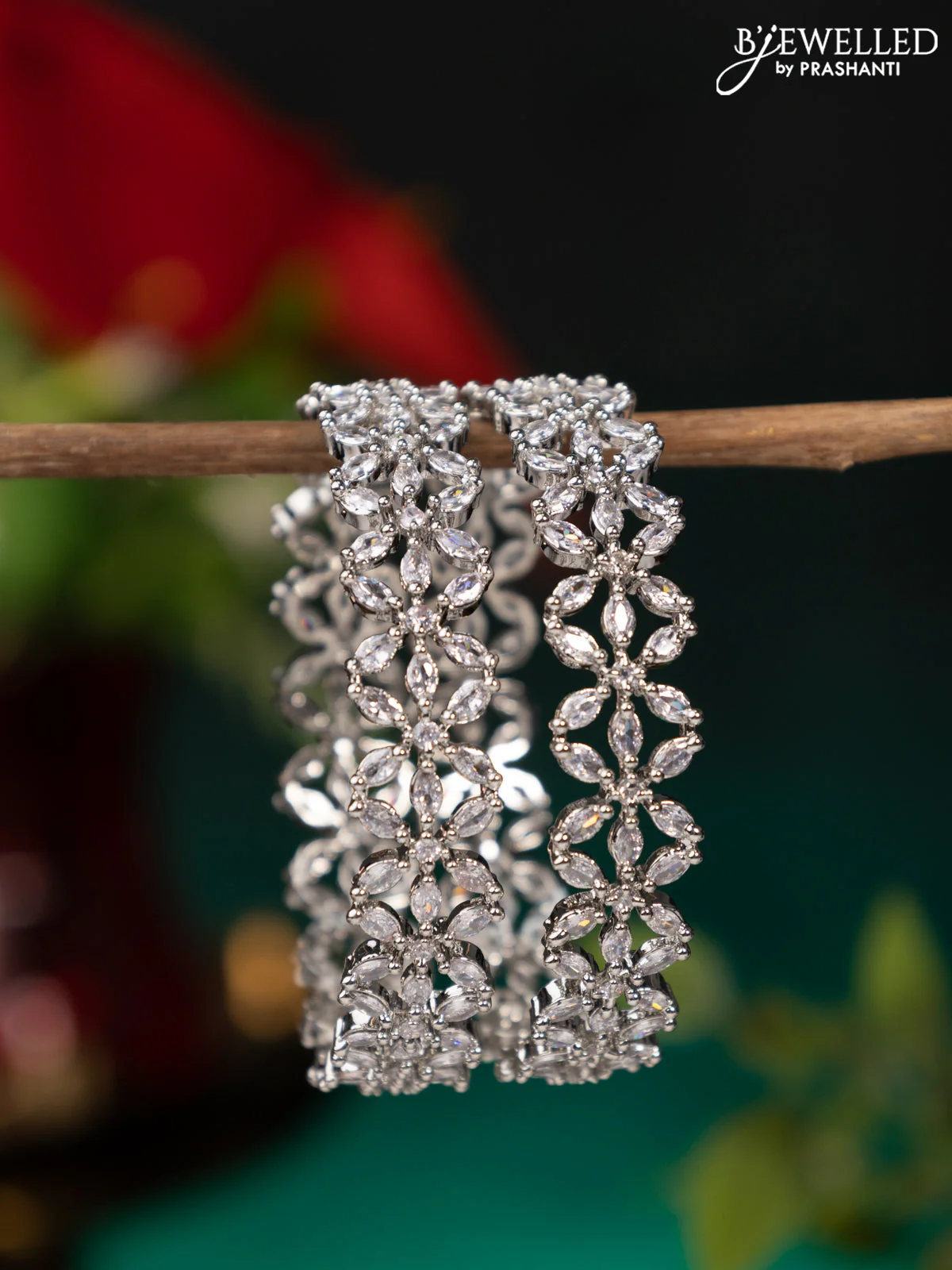 Zircon bangle with cz stones