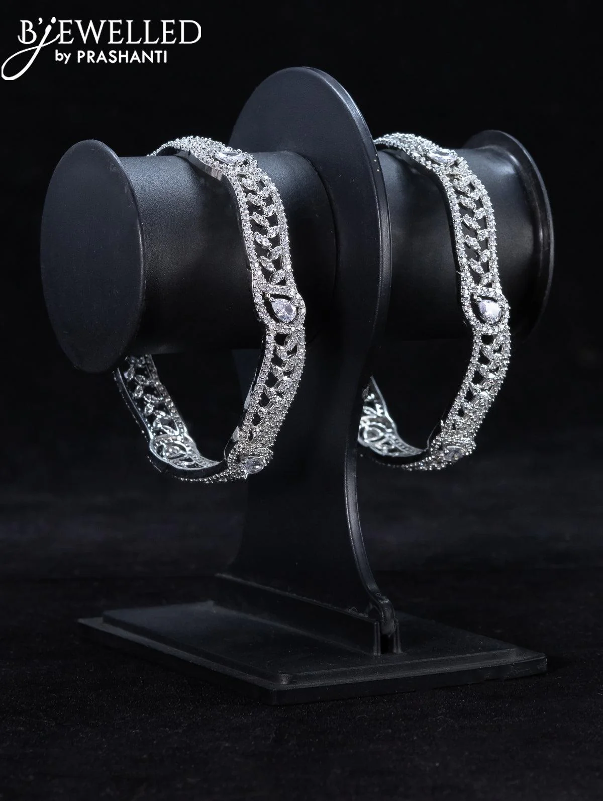 Zircon bangle with cz stones - Image 2