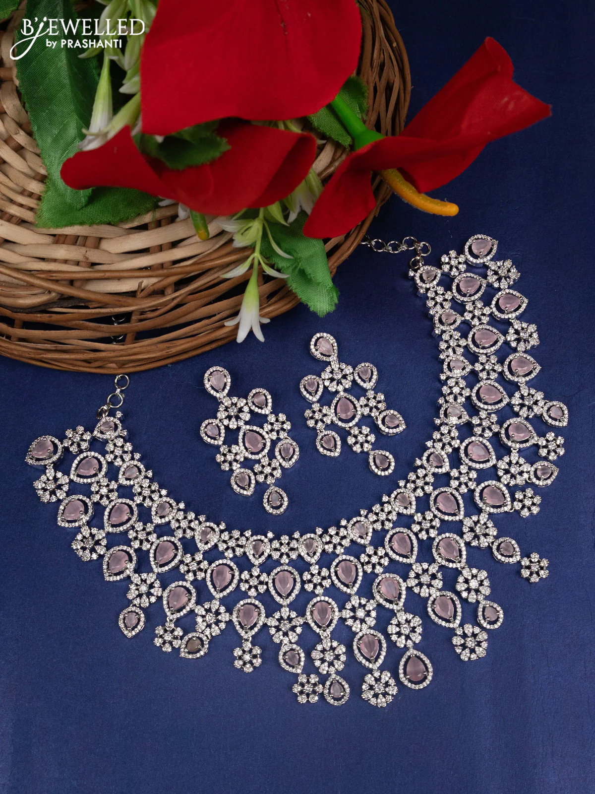 Zircon choker with baby pink and cz stones