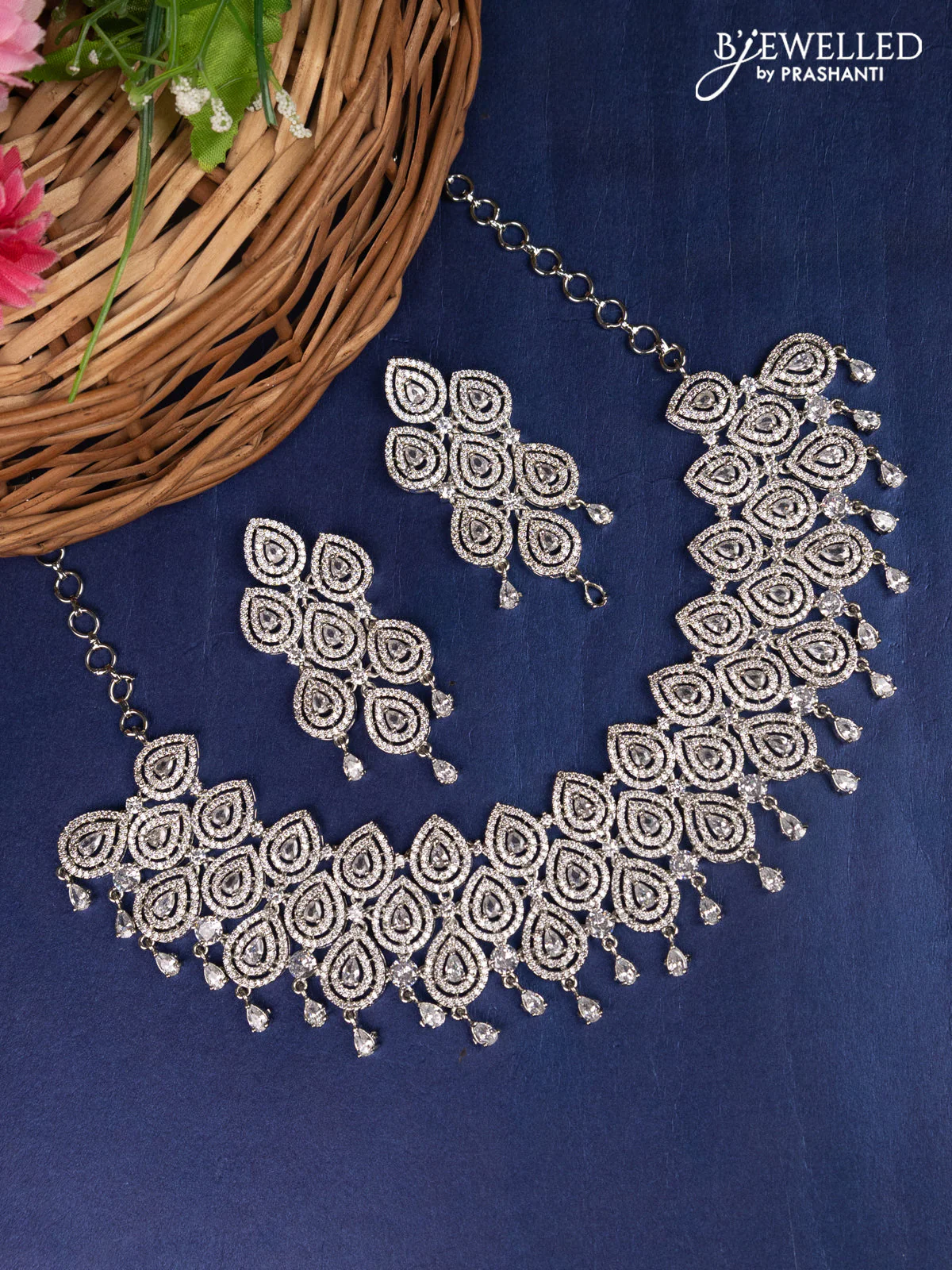 Zircon choker with cz stones