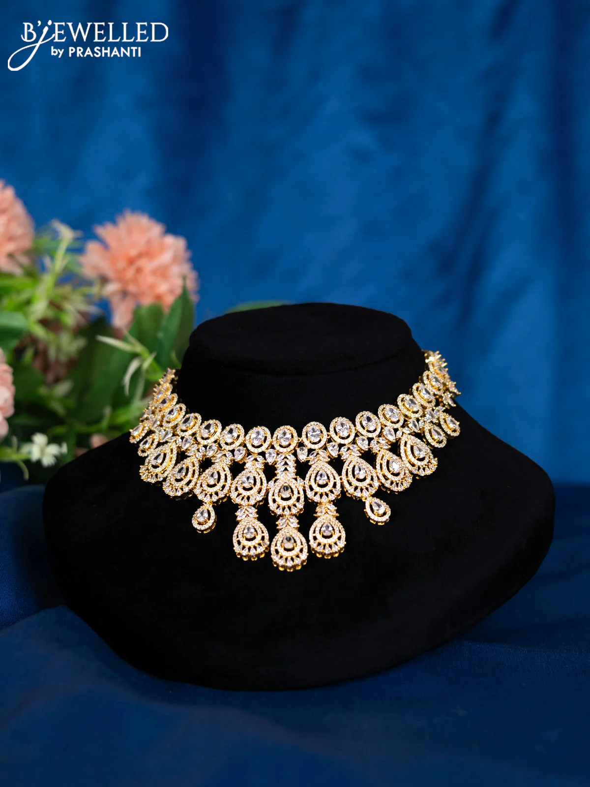 Zircon choker with cz stones in gold finish - Image 2