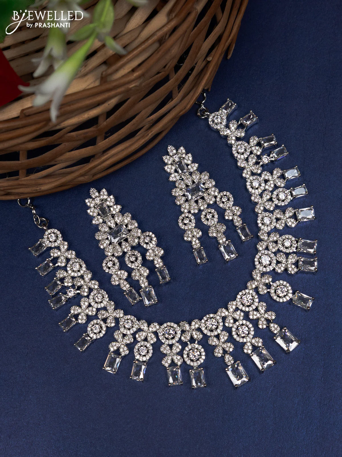 Zircon choker with cz stones