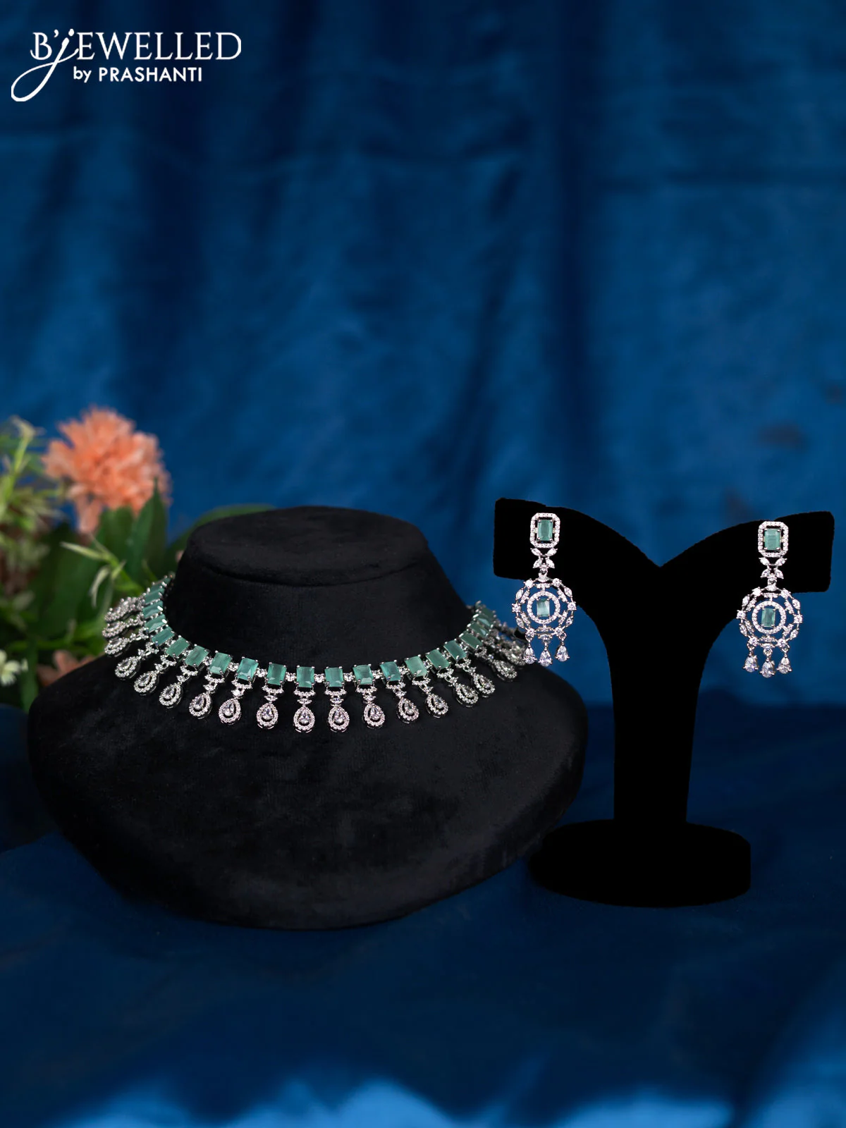 Zircon choker with mint green and cz stones