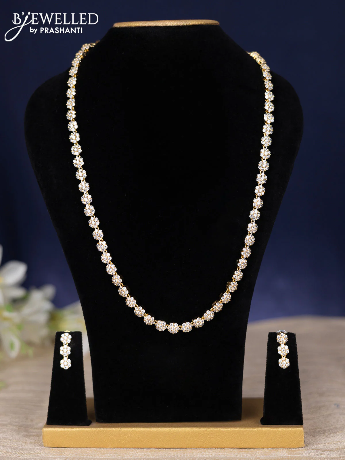 Zircon haram with cz stones in gold finish