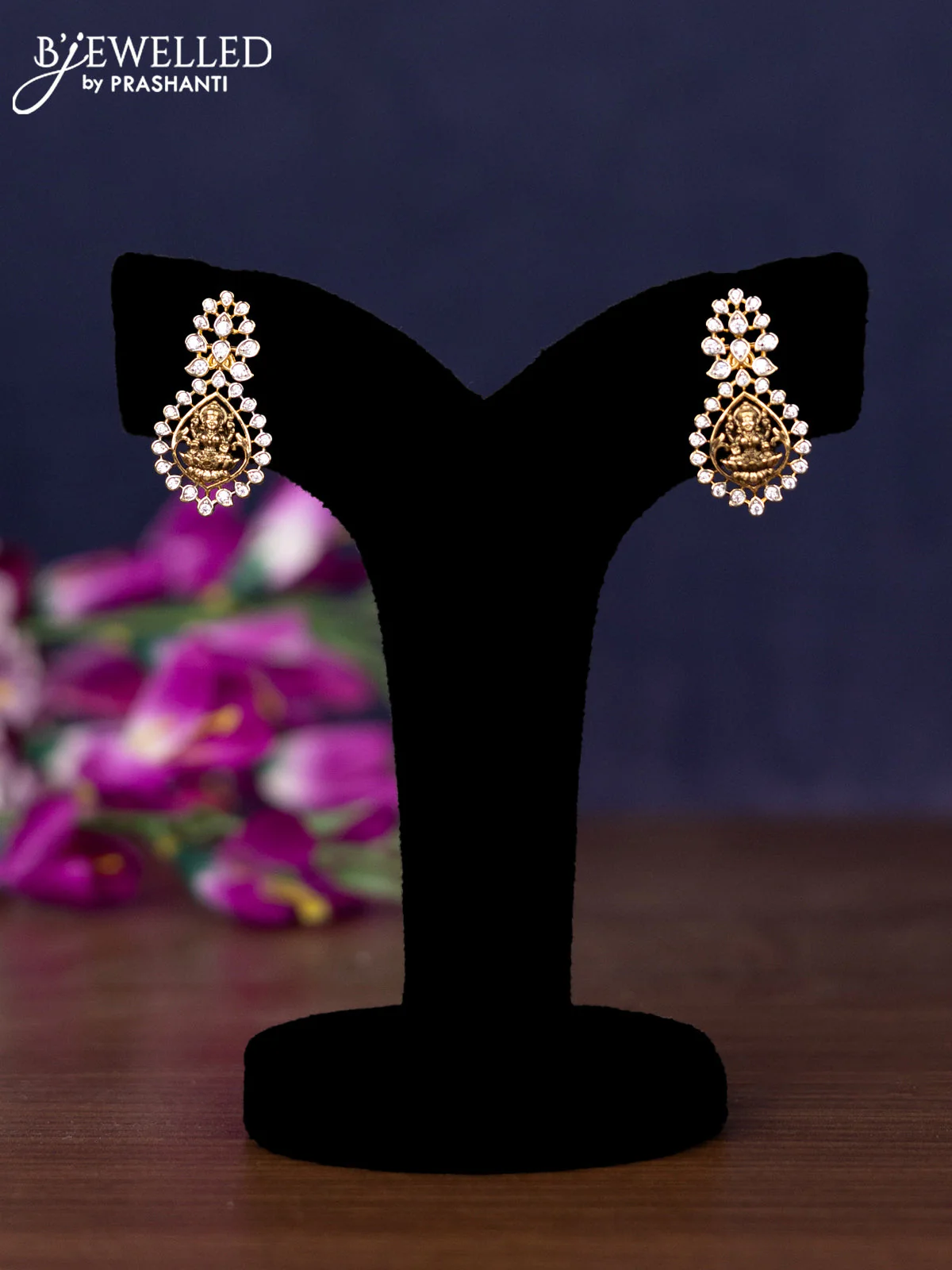 Zircon necklace lakshmi design with cz stones in gold finish - Image 2