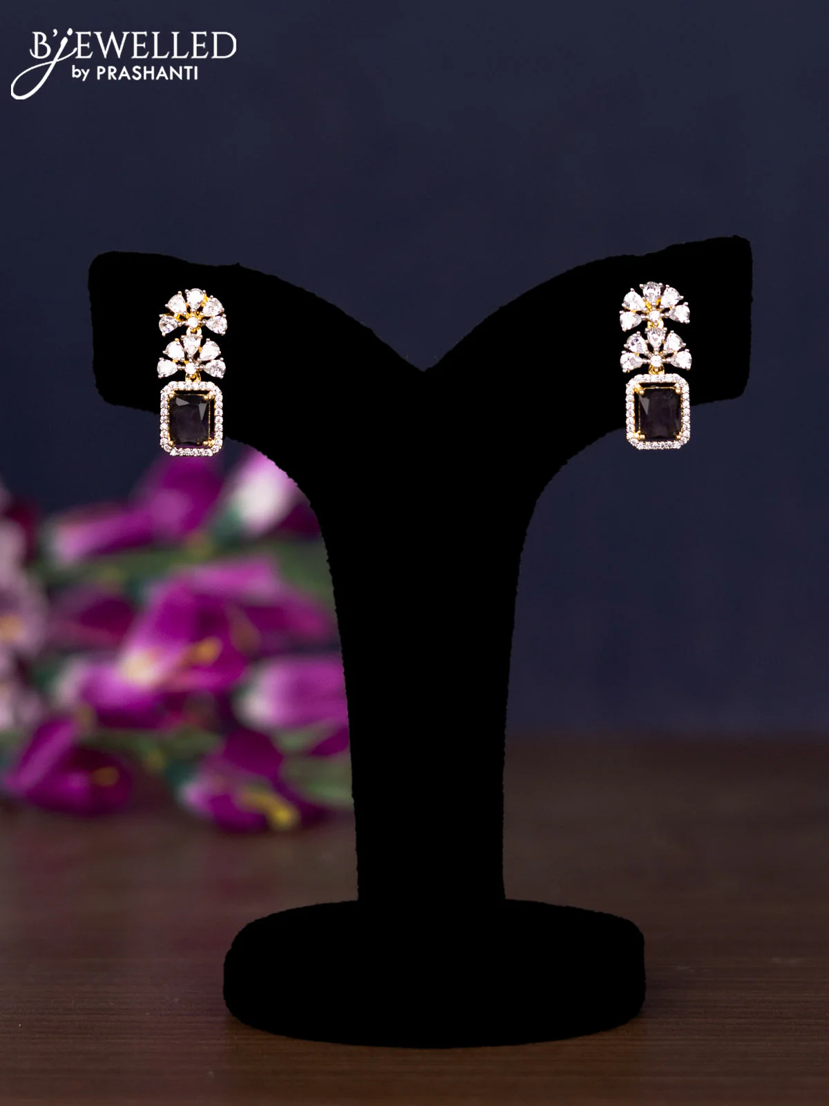 Zircon necklace with violet and cz stones in gold finish - Image 2